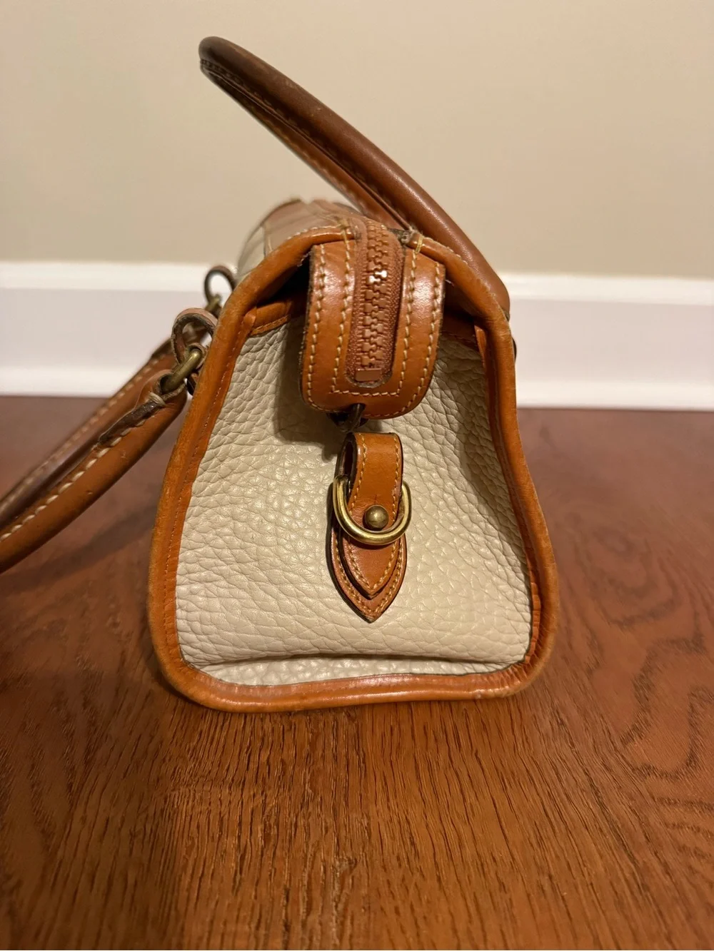 Dooney & Bourke vintage dooney